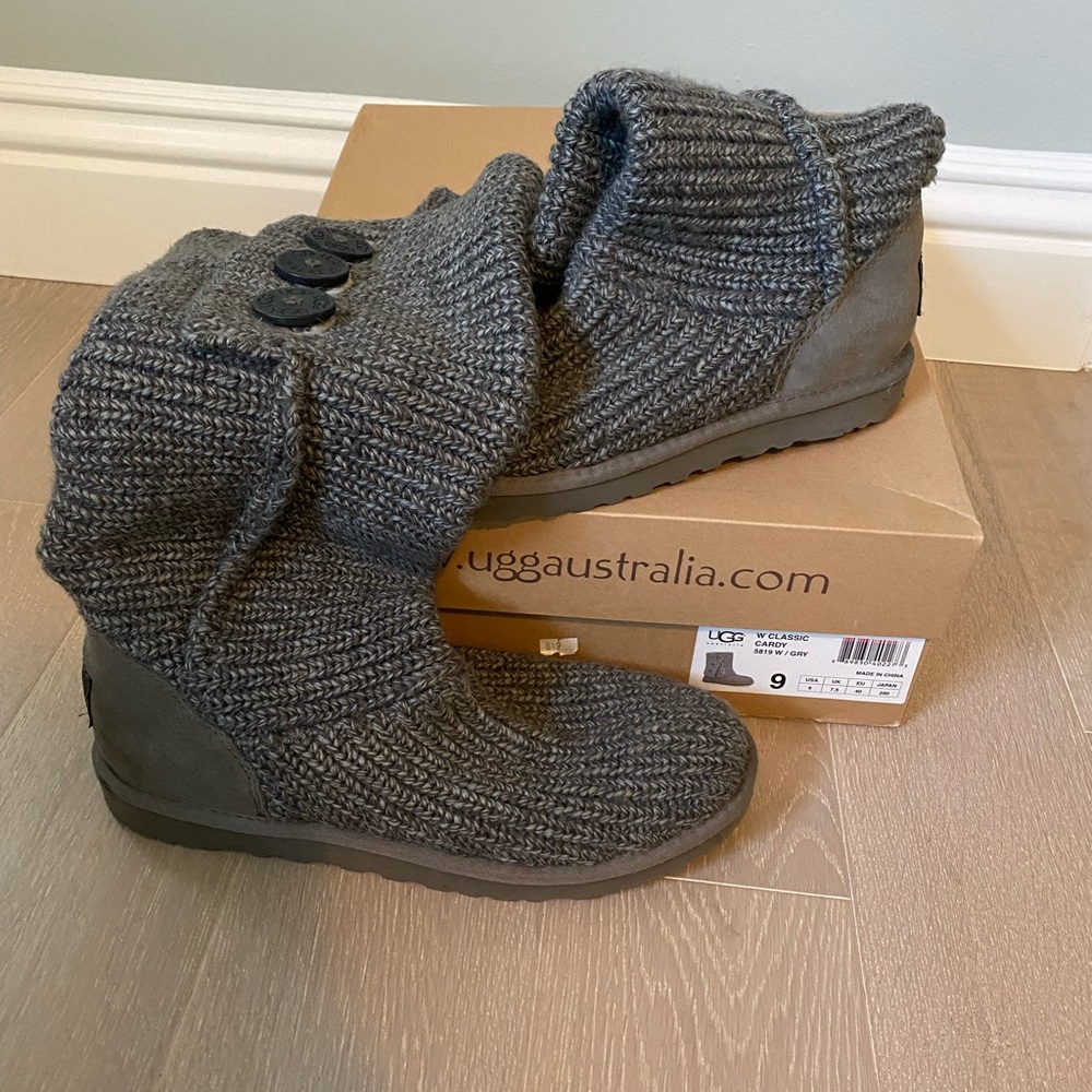Women’s UGG classic cardy boot